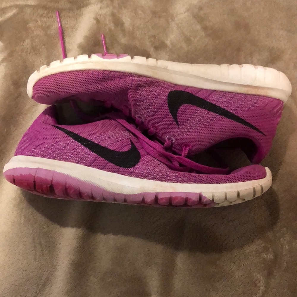 Women’s NIKE Sneakers